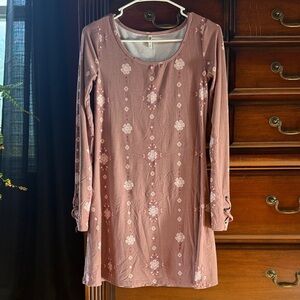 Mudd Mauve Floral Long Sleeve Dress